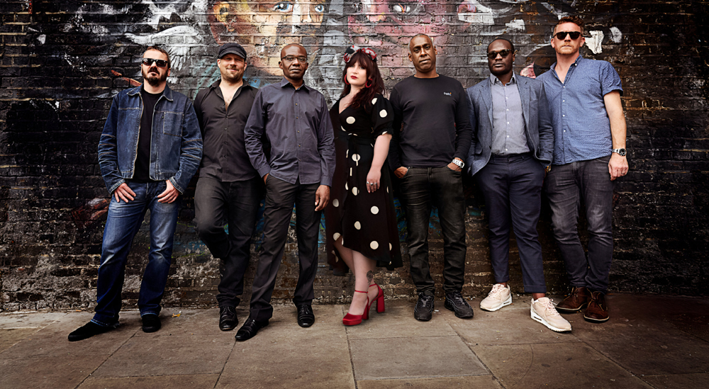 Fundição Progresso recebe The Amy Winehouse Band 