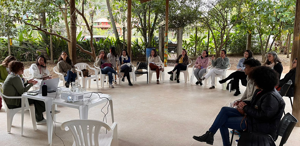 Como a formação coletiva em inclusão, fomentada pelo PAFE, está fortalecendo e integrando as escolas de Paraty